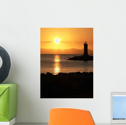 Lever Soleil Naccinaggio Wall Decal