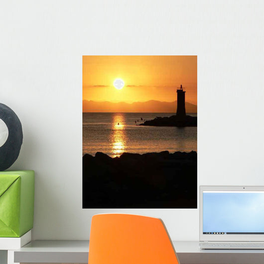 Lever Soleil Naccinaggio Wall Decal