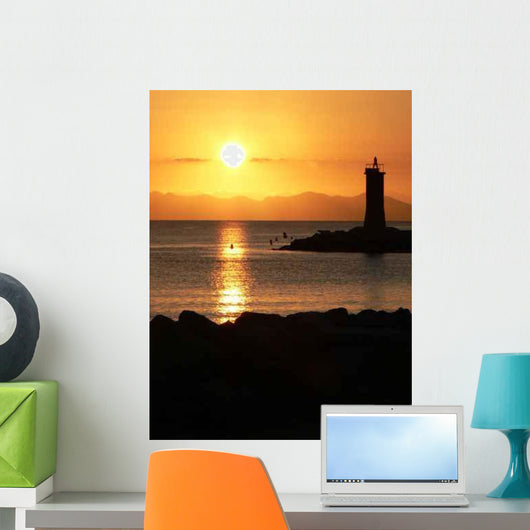 Lever Soleil Naccinaggio Wall Decal