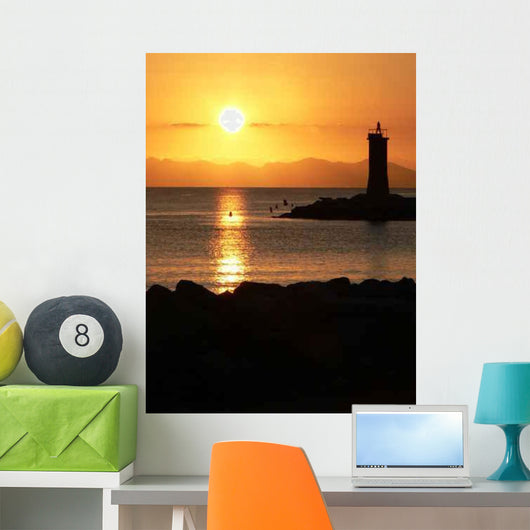 Lever Soleil Naccinaggio Wall Decal