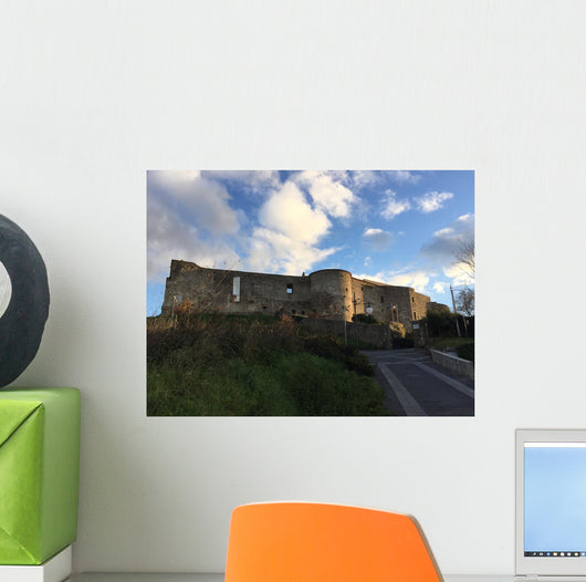 Castello Normanno Svevo, Vibo Valentia, Calabria, Italia Wall Mural