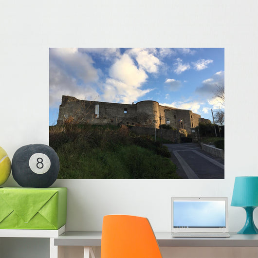 Castello Normanno Svevo, Vibo Valentia, Calabria, Italia Wall Mural
