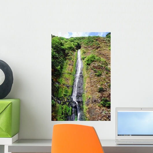 Cascada Agua Wind Wall Decal