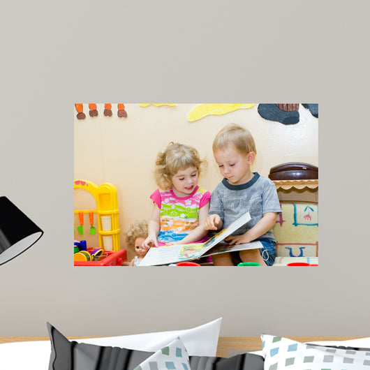 Friends. Wall Mural