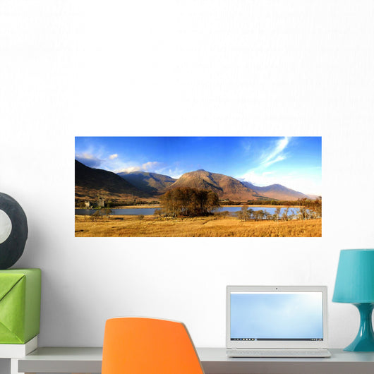 Kilchurn Castle, Loch Awe, Scotland Wall Mural