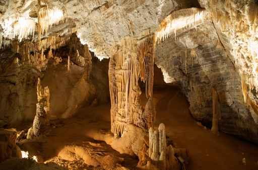 Columna En La Cueva Wall Mural