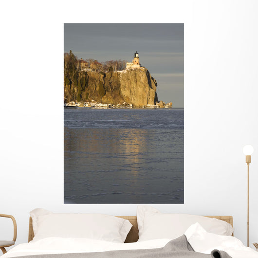 Split Rock Lighthouse On Lake Superior In Winter Wall Mural