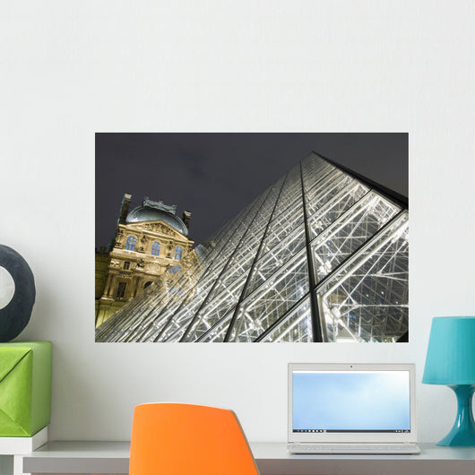 The Glass Pyramid And The Louvre At Dusk Wall Mural