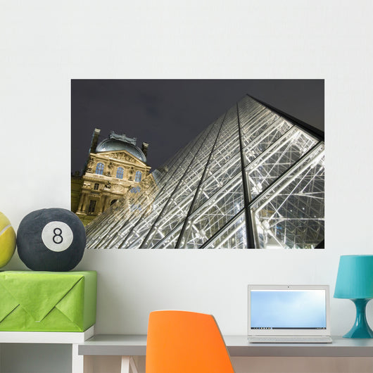 The Glass Pyramid And The Louvre At Dusk Wall Mural