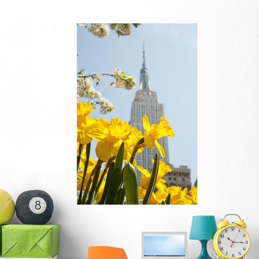 Views Of The Empire State Building And Flowers In Springtime Wall Mural