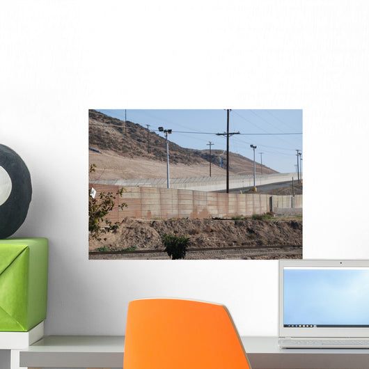 us-mexican national border fence Wall Mural