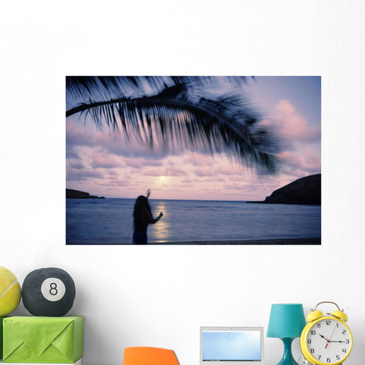 Showing Motion Wall Mural