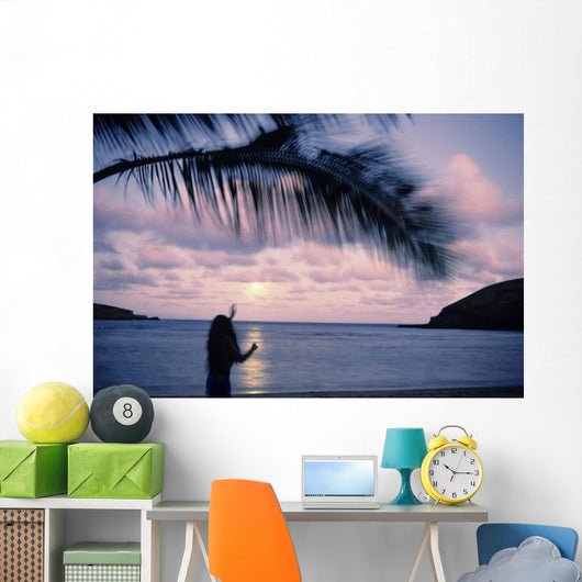 Showing Motion Wall Mural