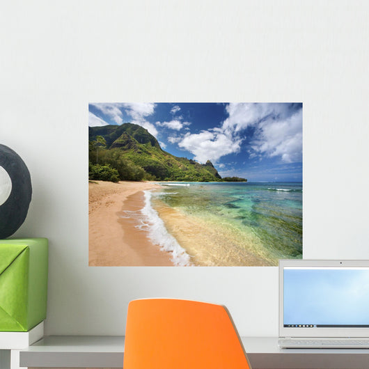Hawaii, Kauai, North Shore, Tunnels Beach, Bali Hai Point Wall Mural