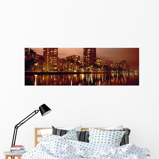 USA Hawaii Kauai Glow Wall Decal
