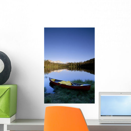Three Sisters Mountain Reflections Background B1657 Wall Mural