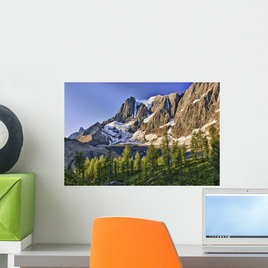 The Morning Sun Over The Rockwall Cliff And Tumbling Glacier Wall Mural