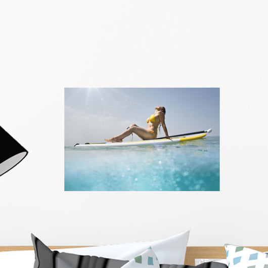 A woman Wall Mural