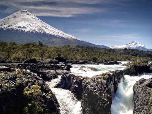Cascadas Con Volcano Al Wall Decal