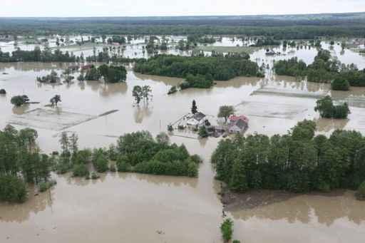 Flooding Poland 052010 Helicopter Wall Decal Design 4