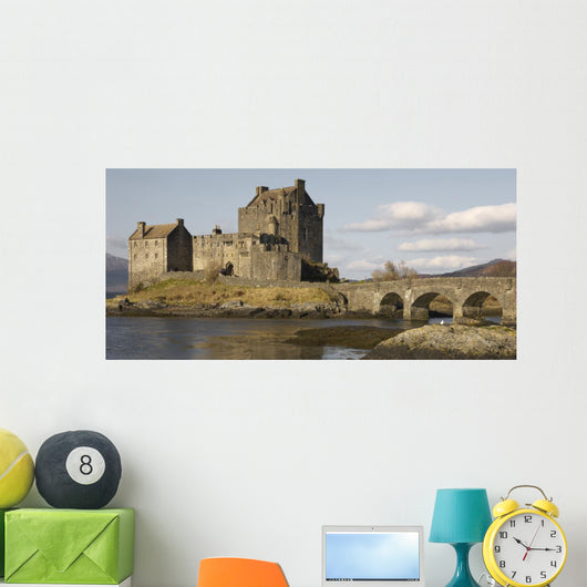 eillan donan castle Wall Mural