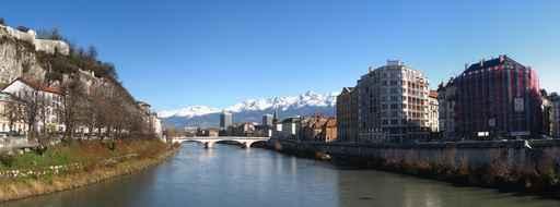 L'isere Passant Grenoble Wall Decal