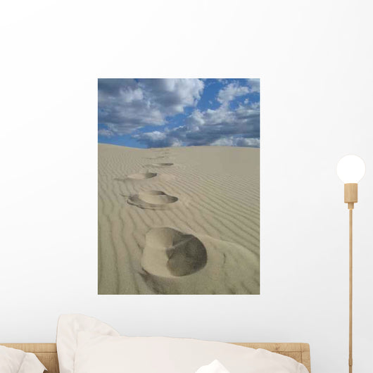 Spuren im Sand Wall Decal