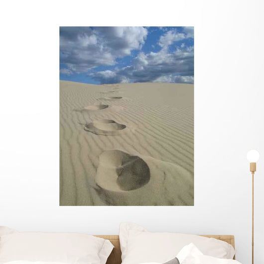 Spuren im Sand Wall Decal