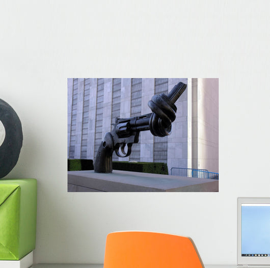 Nyc / Knotted Gun 2 Wall Mural
