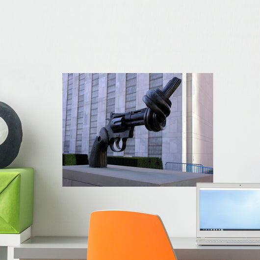 Nyc / Knotted Gun 2 Wall Mural