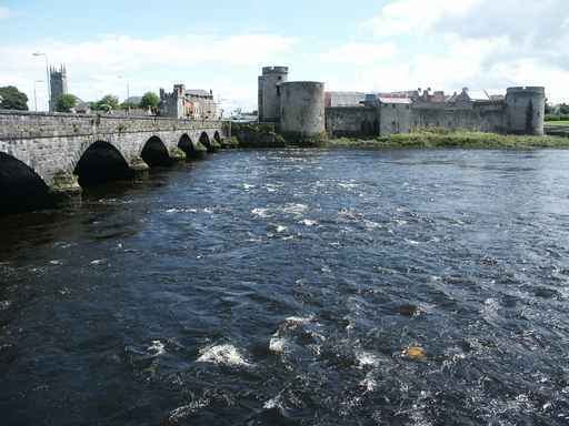 Shannon Limerick Wall Decal