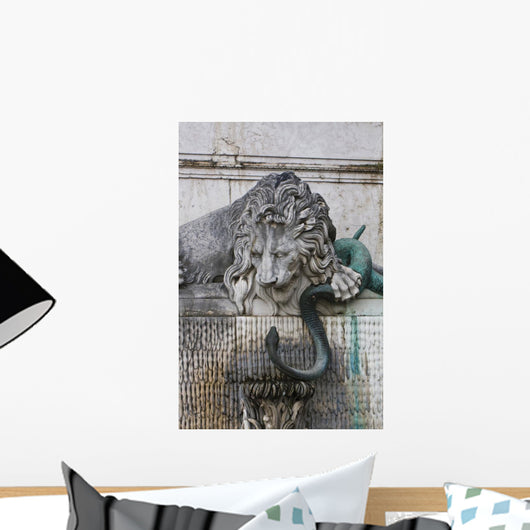 Marble Lion and Bronze