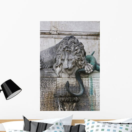 Marble Lion and Bronze