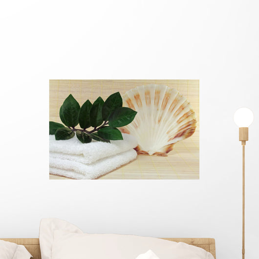 beach towel with shell Wall Mural