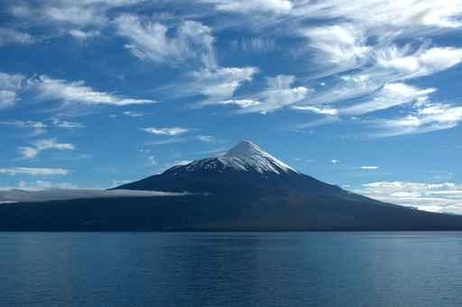 Am Llanquihue-see Wall Decal