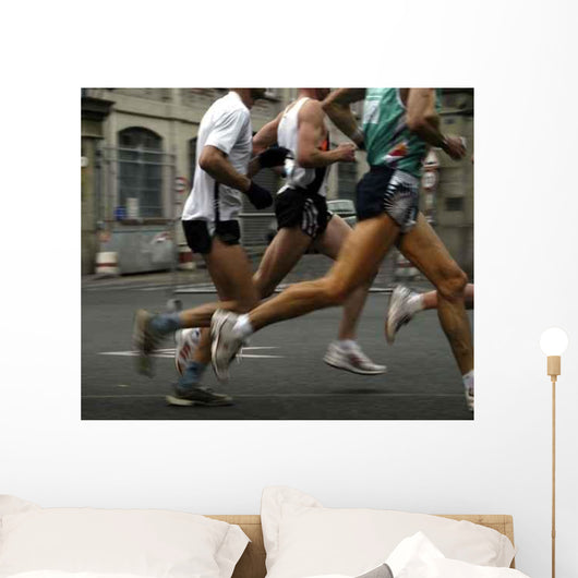 Courir Wall Decal