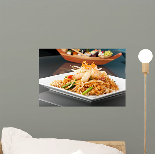 Seafood Pad Thai with