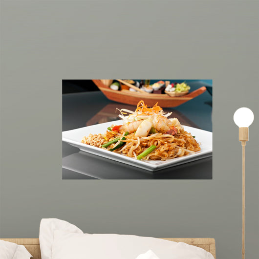 Seafood Pad Thai with