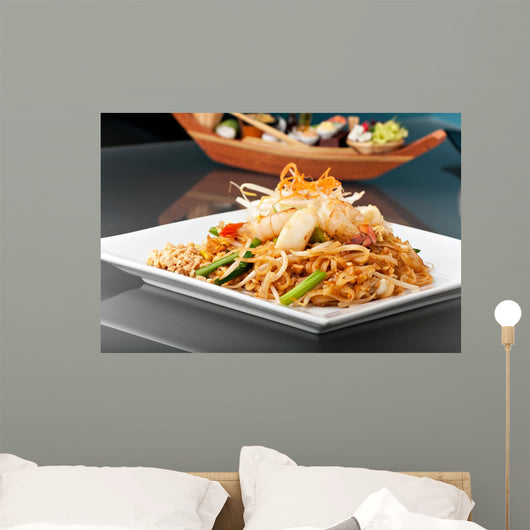 Seafood Pad Thai with