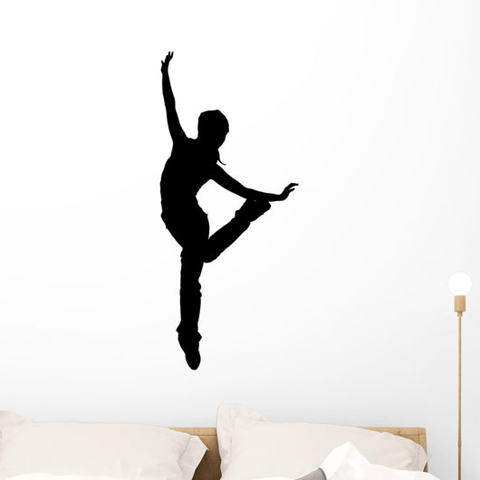 Street Dancer Silhouette White