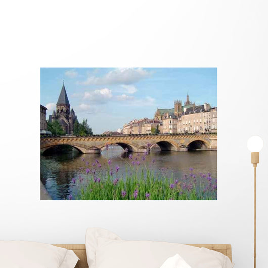 Metz Pont Wall Decal