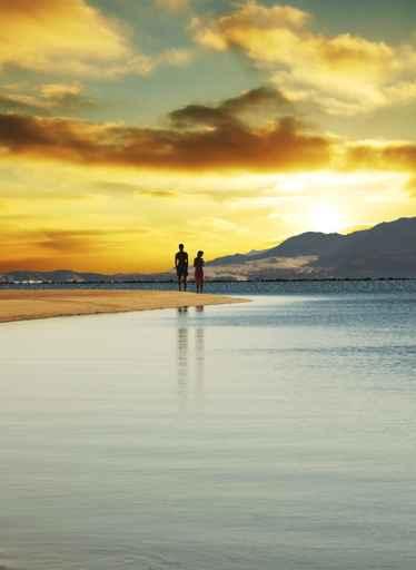 Couple Sunset Wall Decal