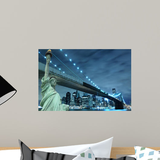 Brooklyn Bridge And Statue Wall Decal
