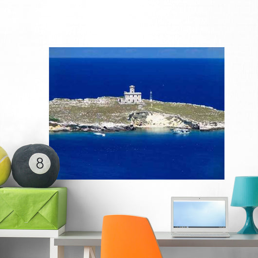 Ocean Bay with White Cliffs Island Wall Decal