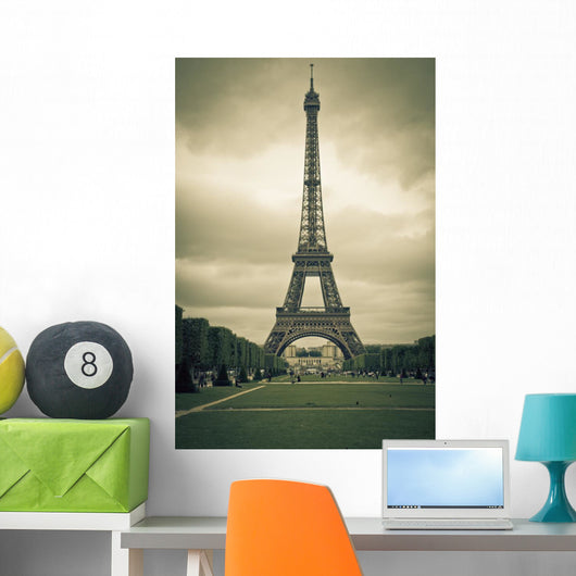Wie Eiffla Wall Mural