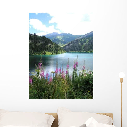 Lac Montagne Wall Decal