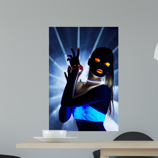 Disco Girl with Glow
