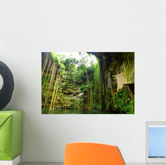 Ik-kil Cenote near Chichen