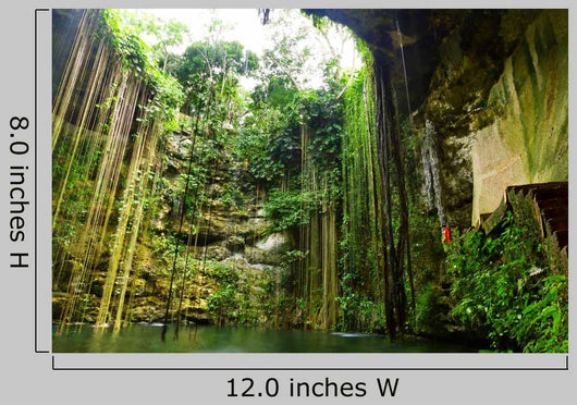 Ik-kil Cenote near Chichen
