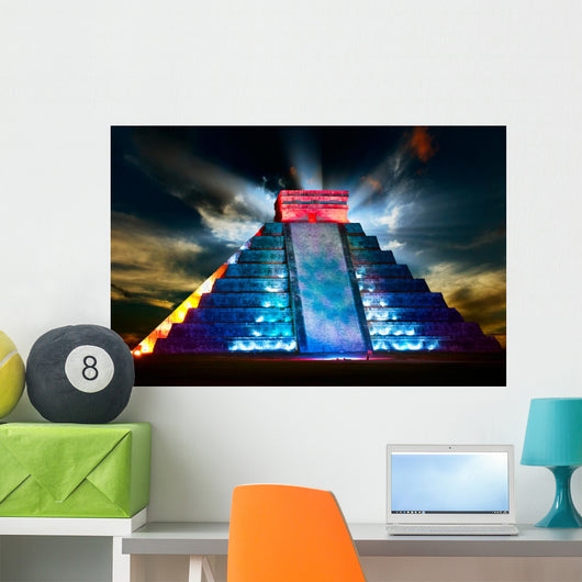 Chichen Itza Mayan Pyramid